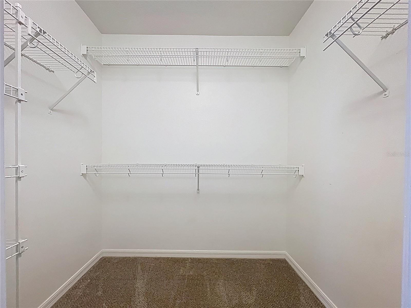 Walk-in Closet