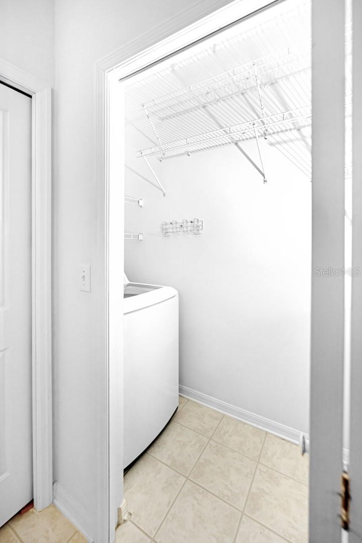 LAUNDRY ROOM CLOSET OFF KITCHEN