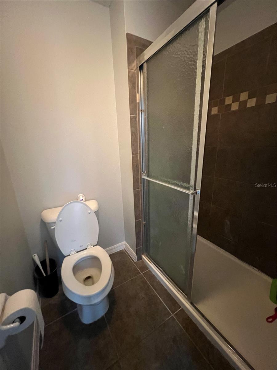 Primary Shower/ Toilet