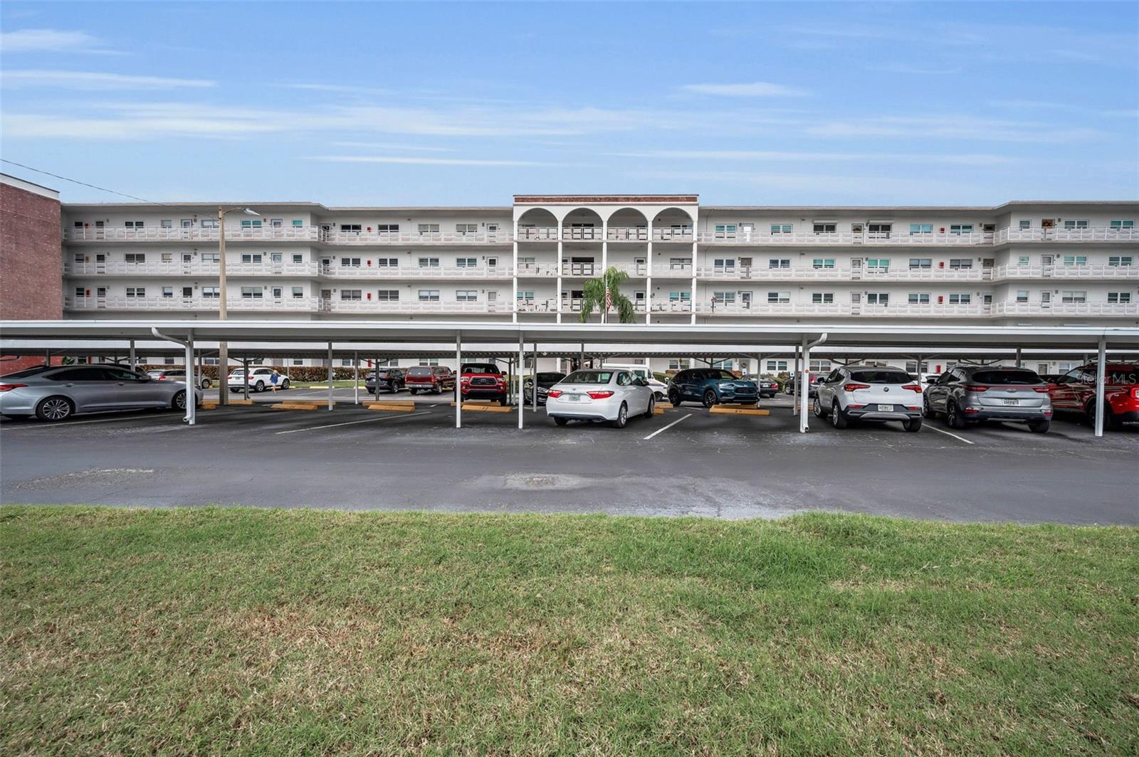 5501 80th St NDartmouth Building