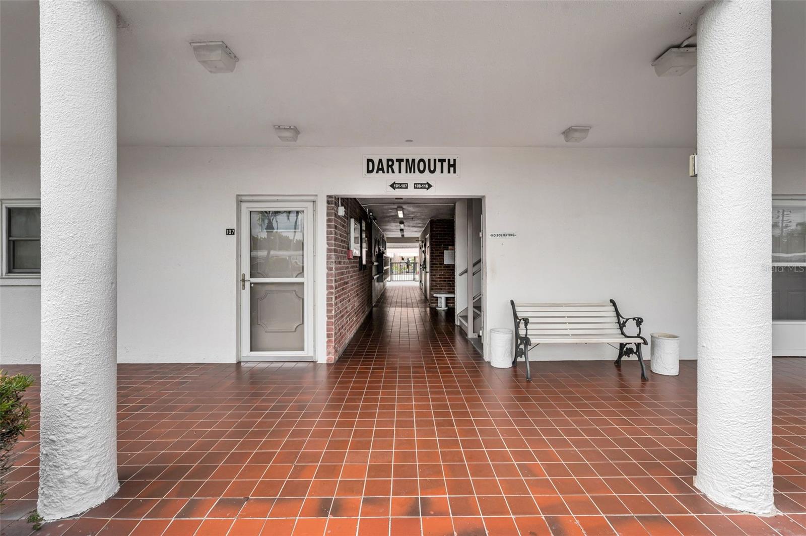 Entrance to Dartmouth Building