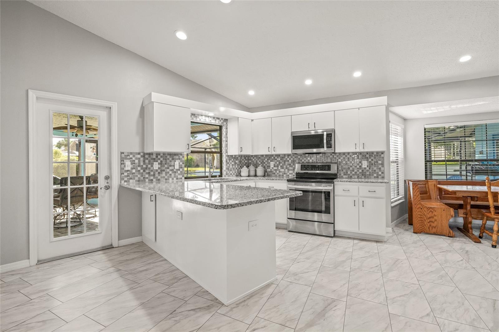 Kitchen with eat in area