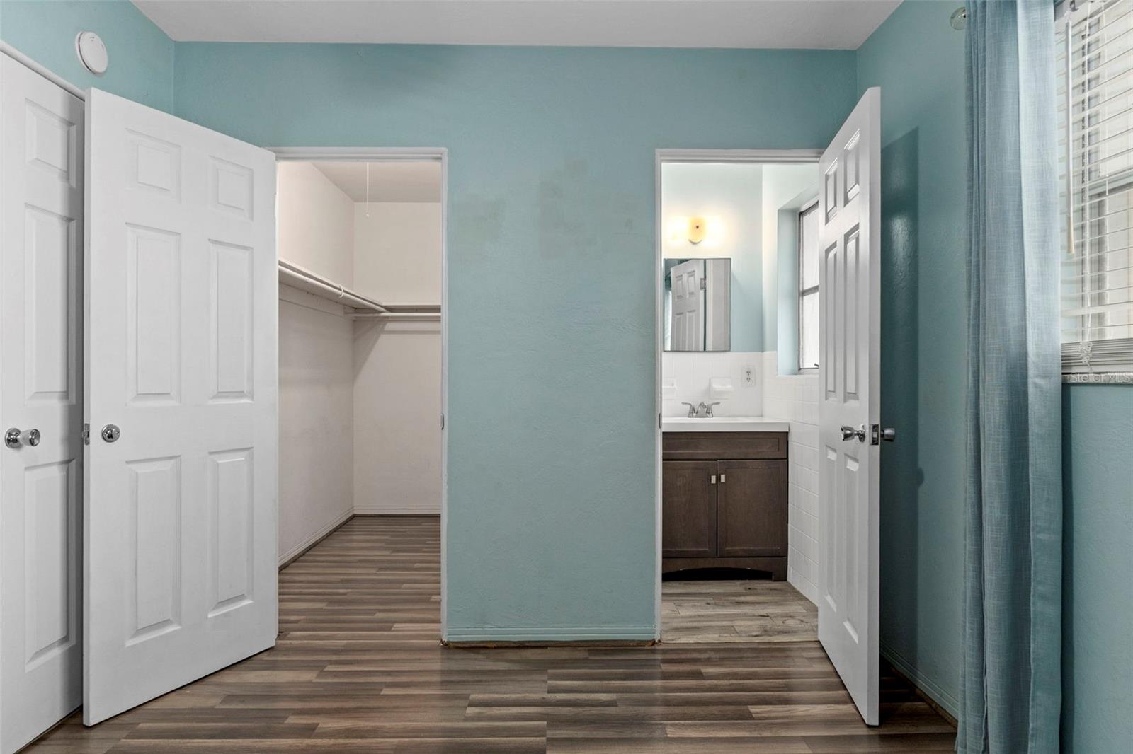 Master bedroom walk in closet
