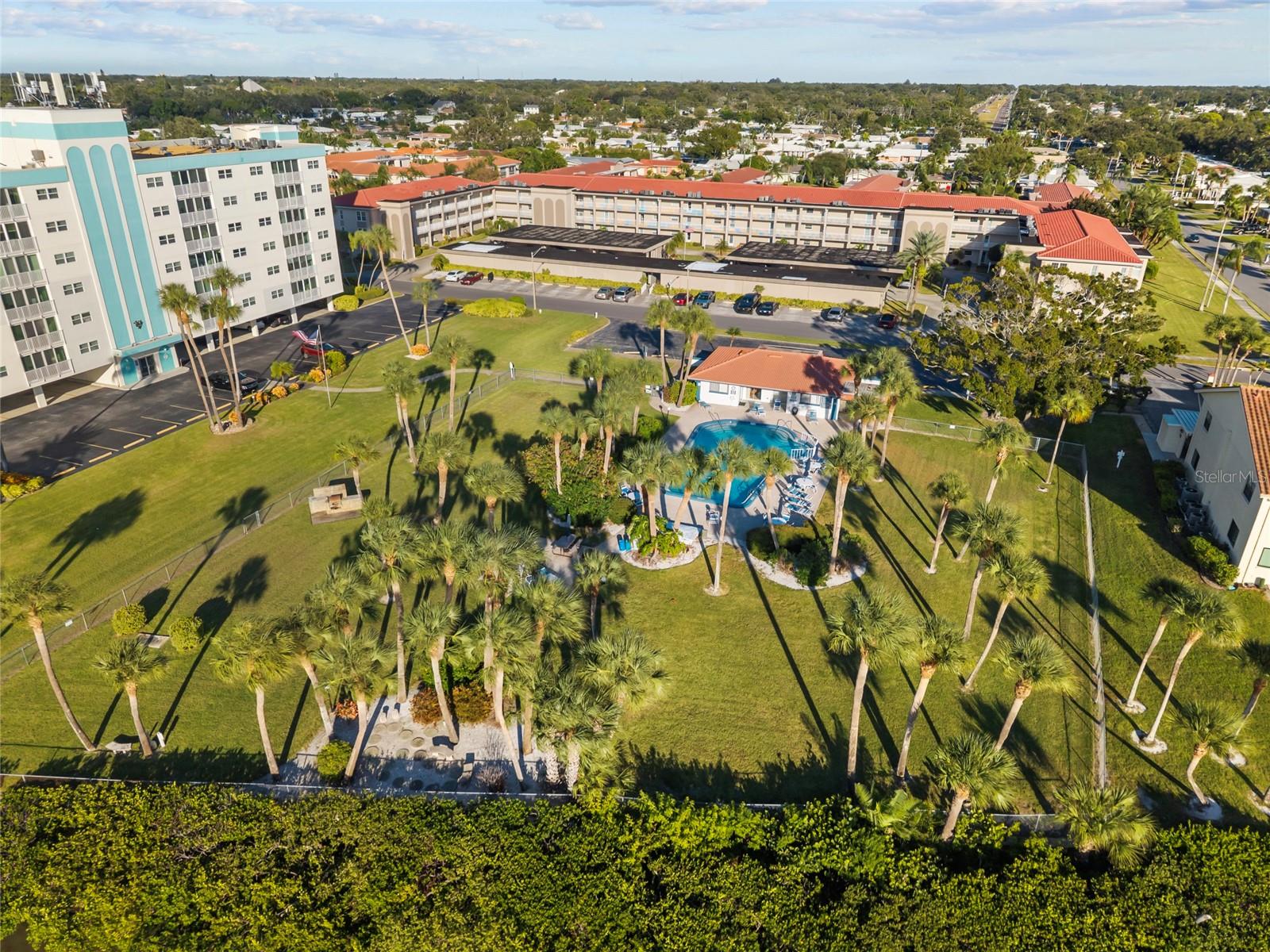 Meticulously kept grounds-THIS is paradise!