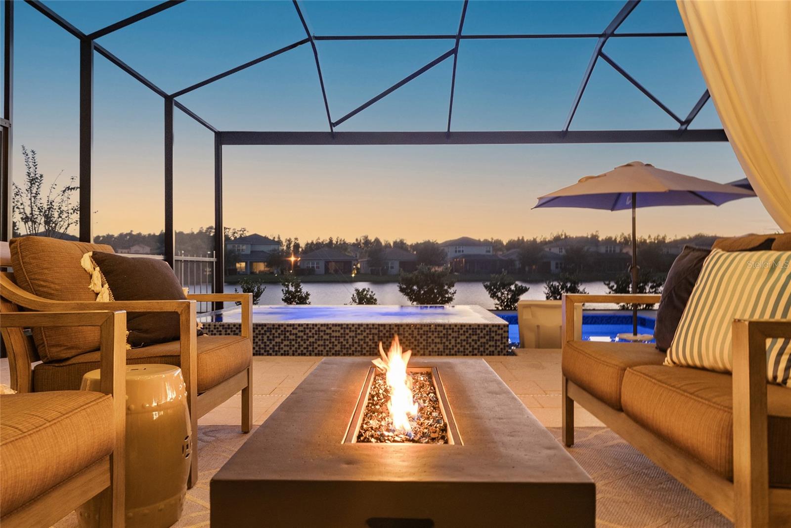 Your Private Backyard Oasis- Sunset Hour