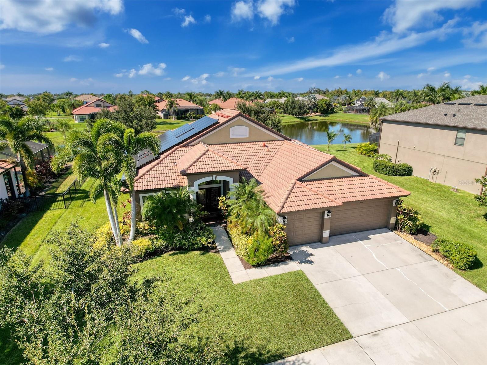 Outstanding lot overlooking a beautiful pond