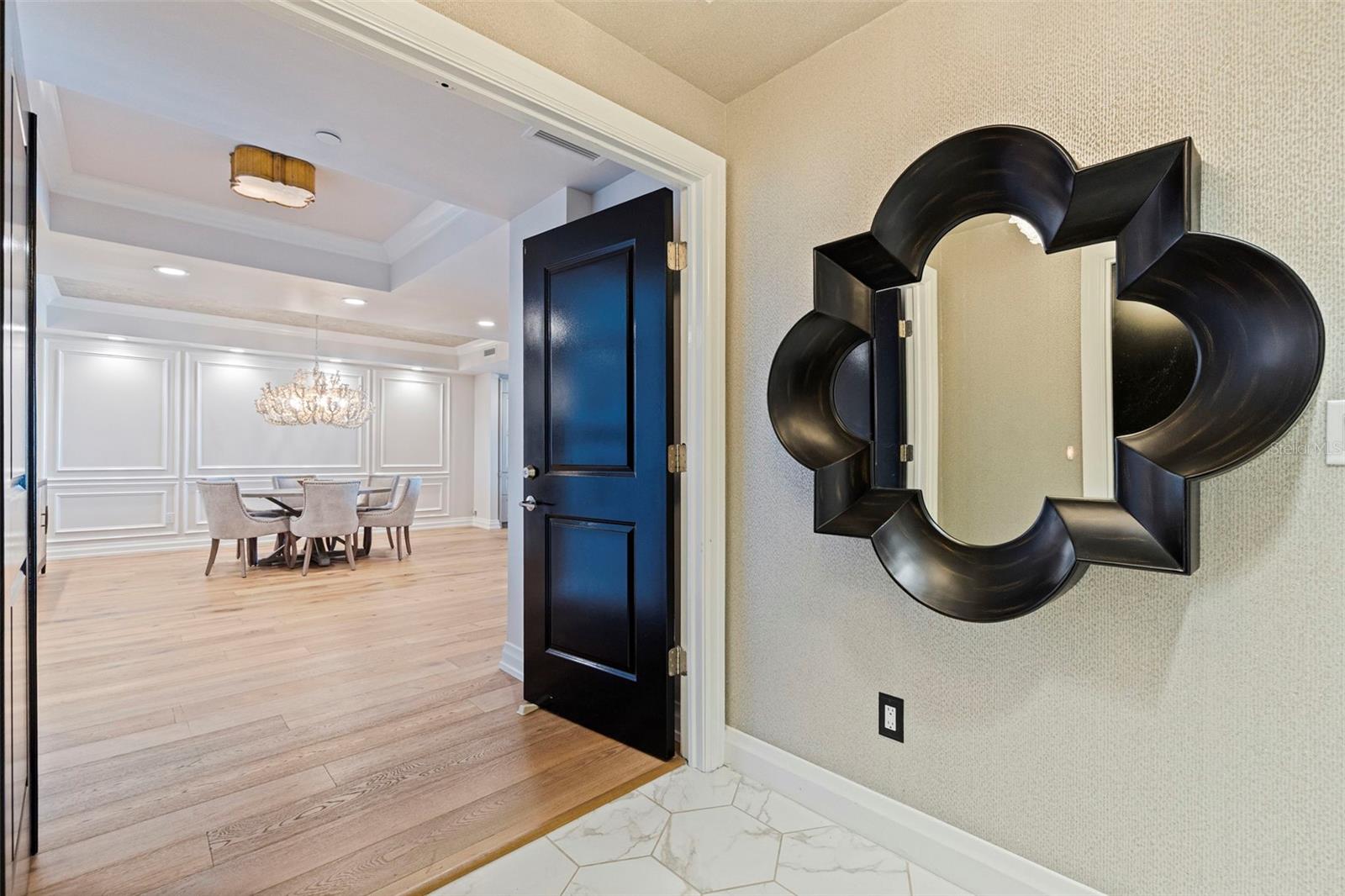 Elevator / foyer entrance