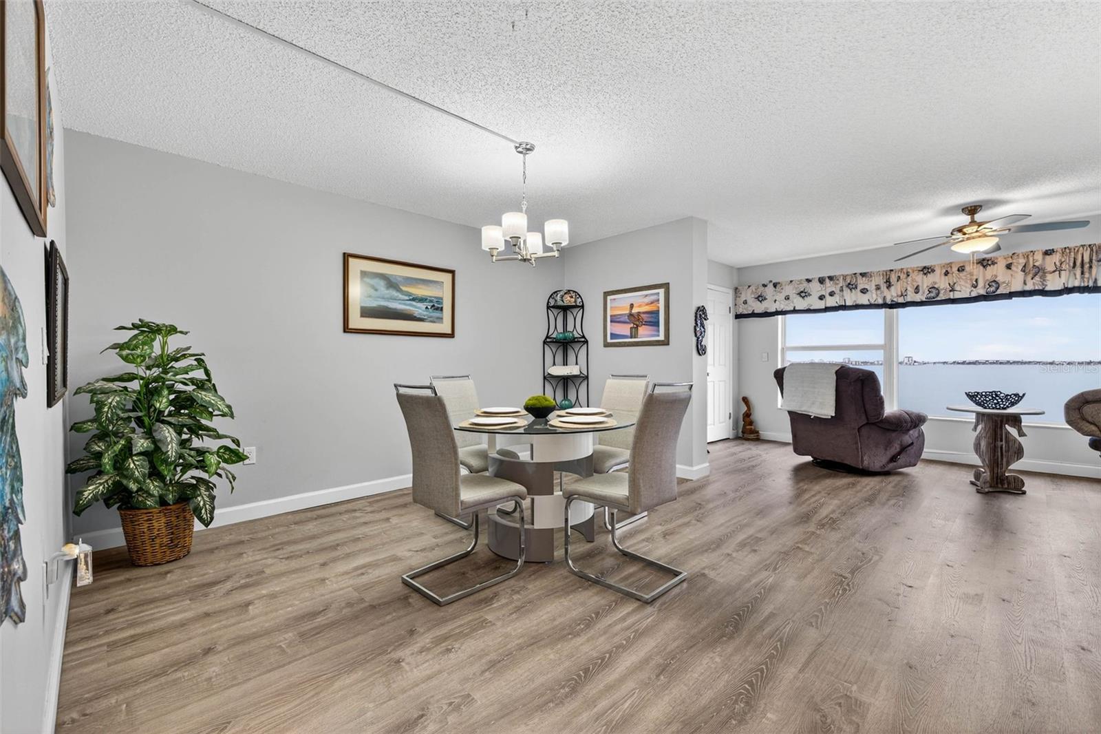 Spacious dining room