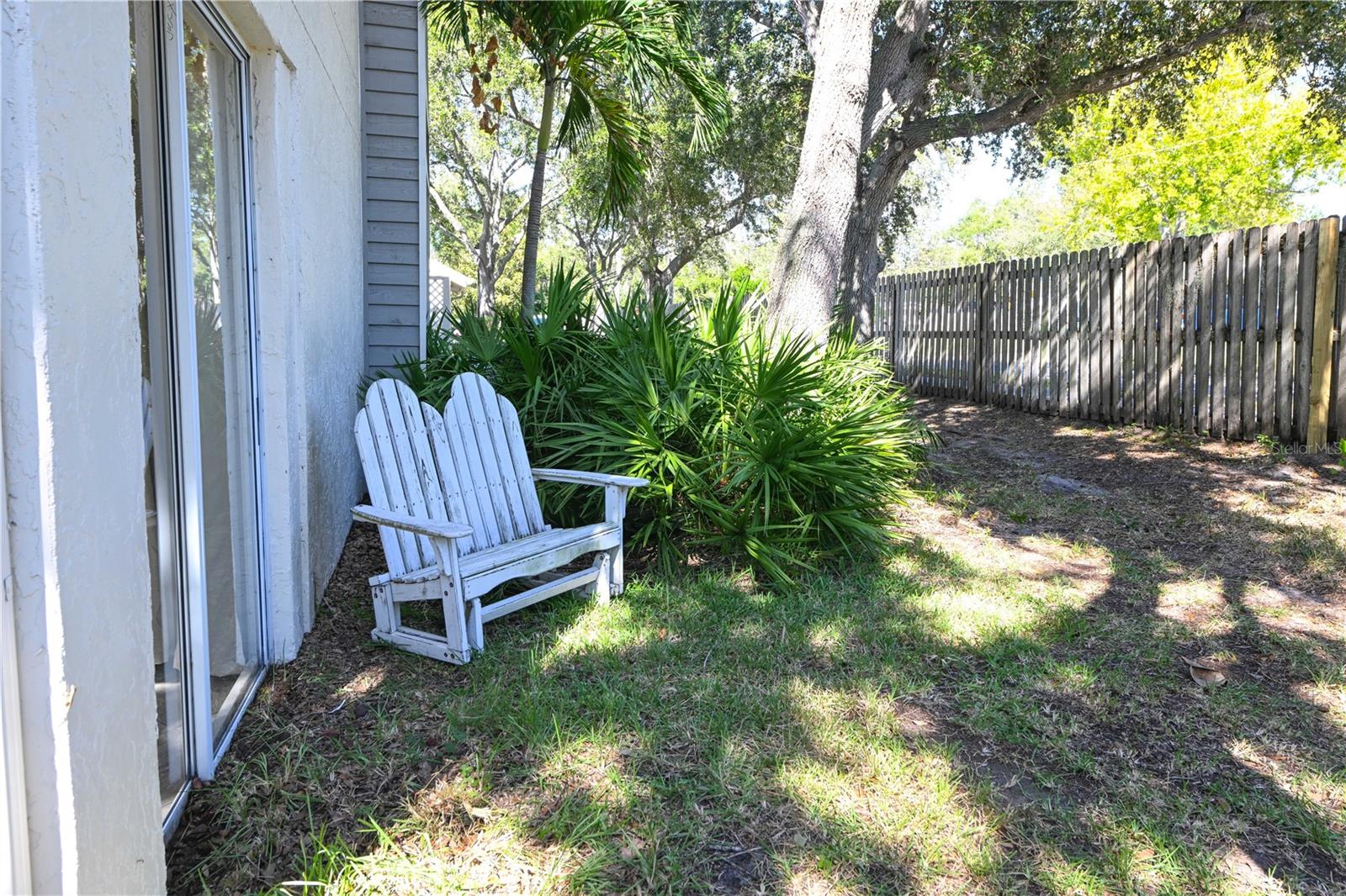 Side Yard to Florida Room.