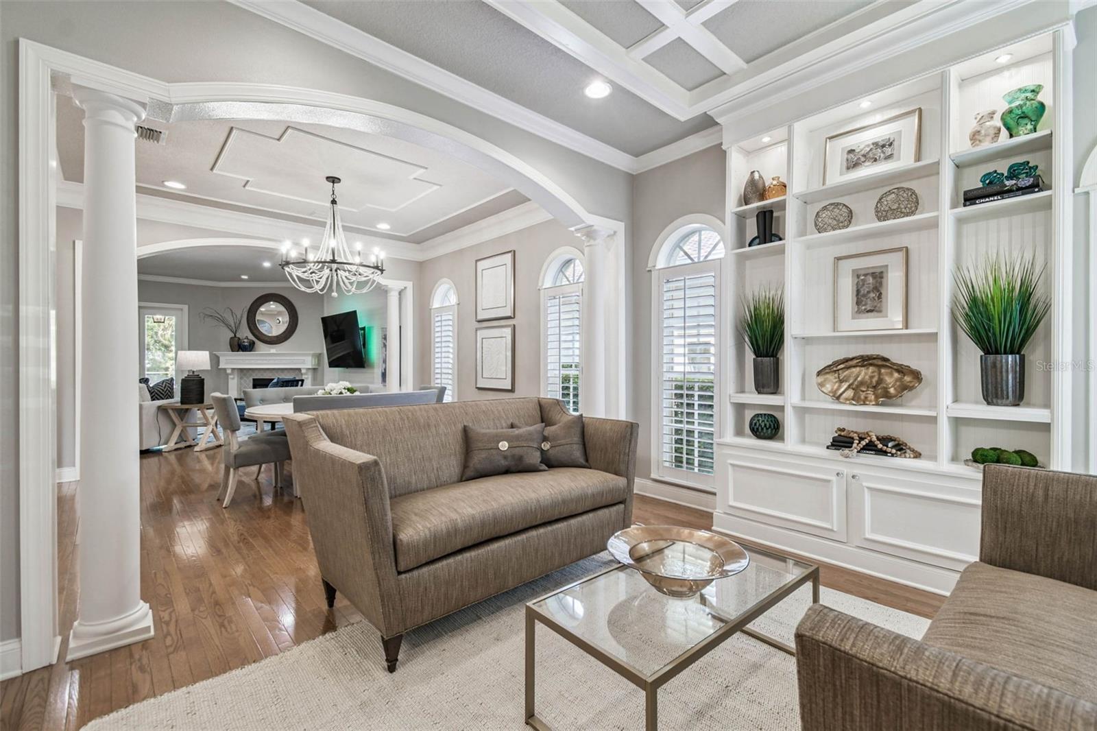 Formal Living Room 4