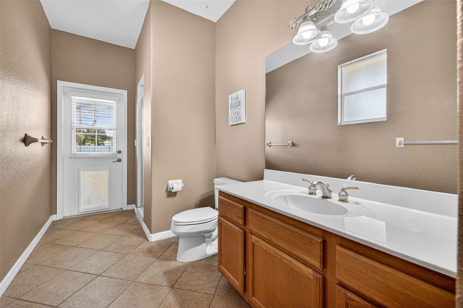 Guest Bathroom 1/Pool Bathroom