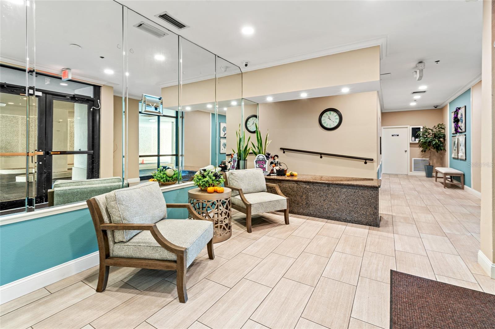 Lobby in the building