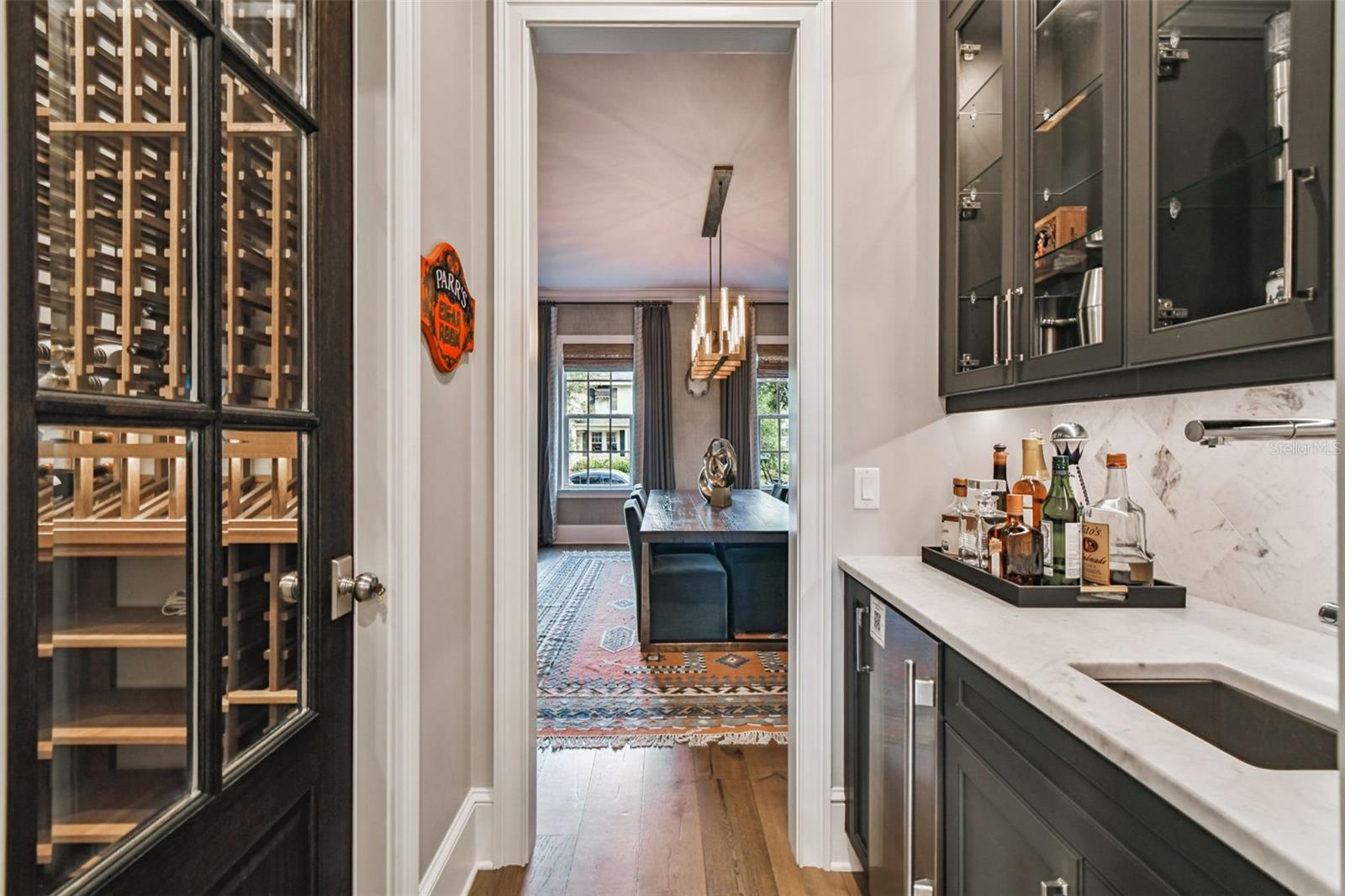 Butlers Pantry w/ Ice Maker and Wet bar and Wine Room