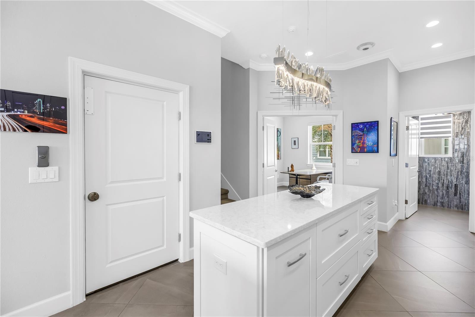 Island with abundant storage