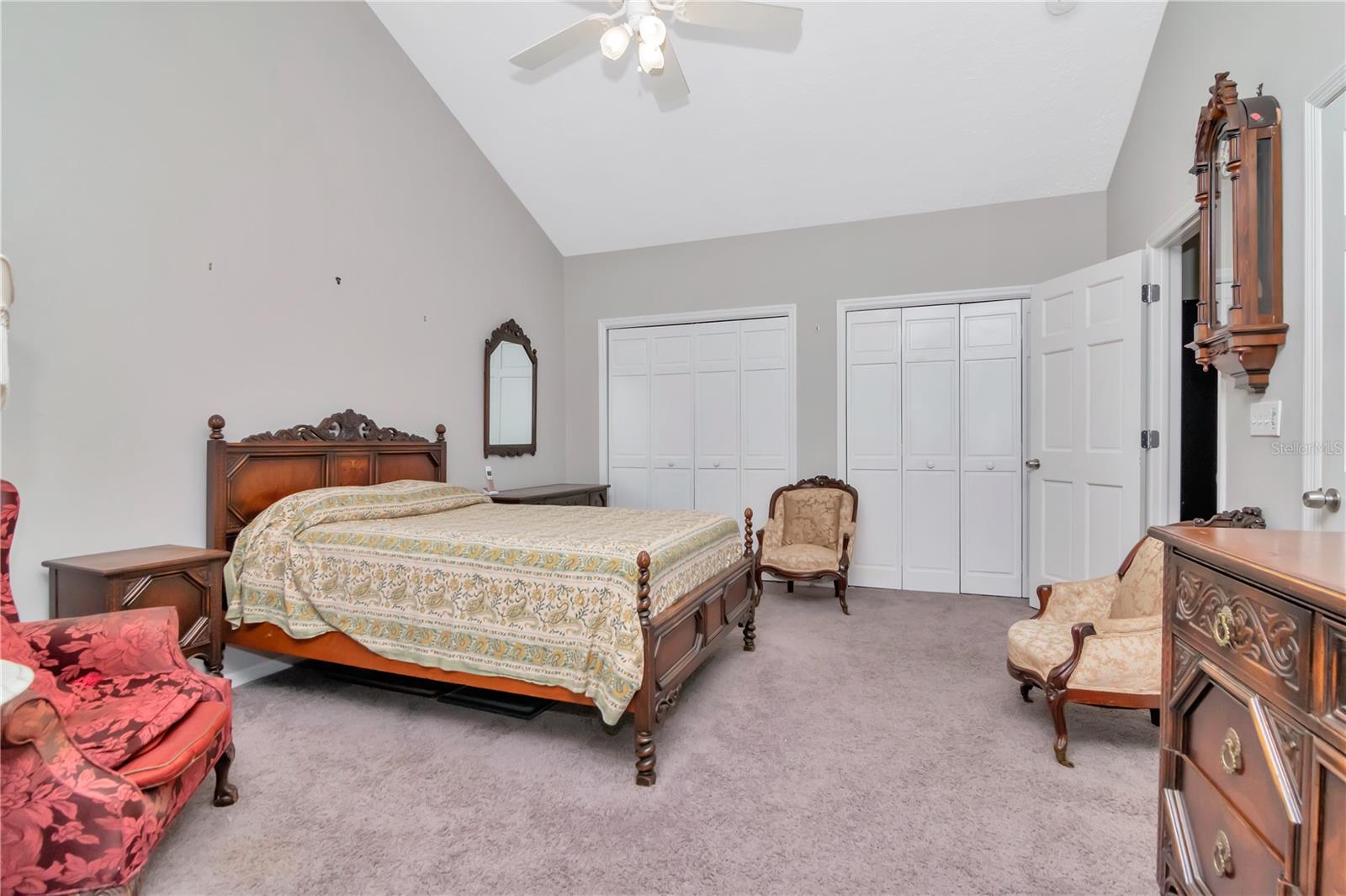 Bedroom 5 with private ensuite bath - Upstairs