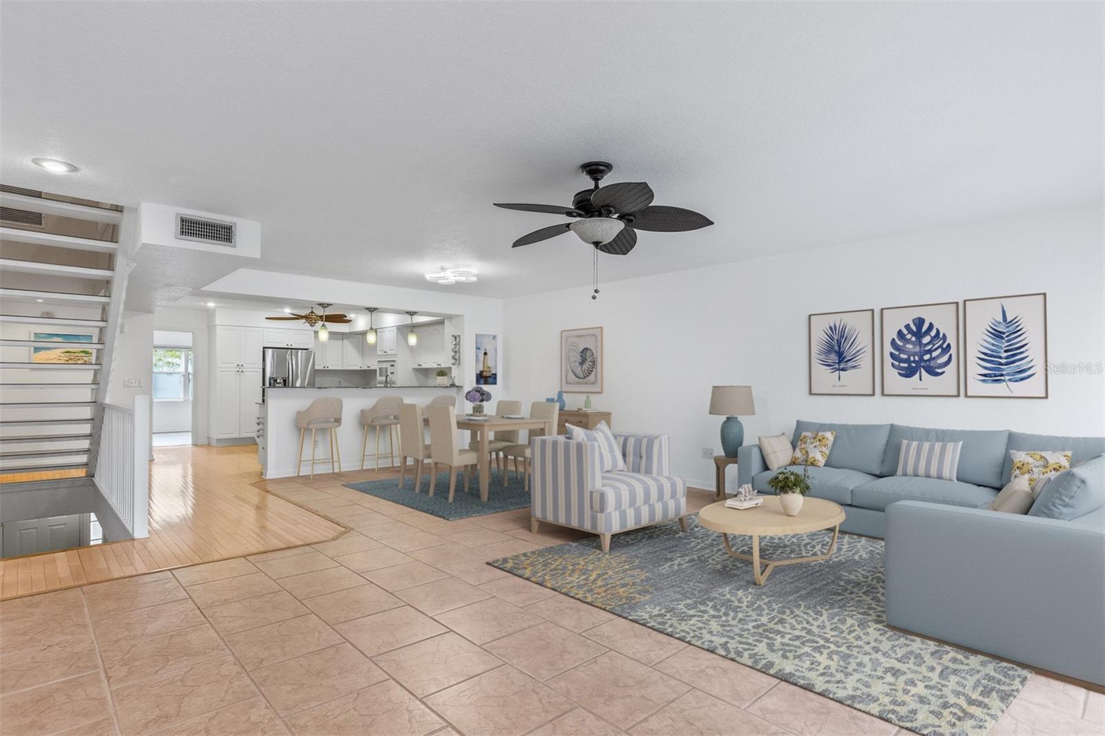 Family room/ Dining rm combination