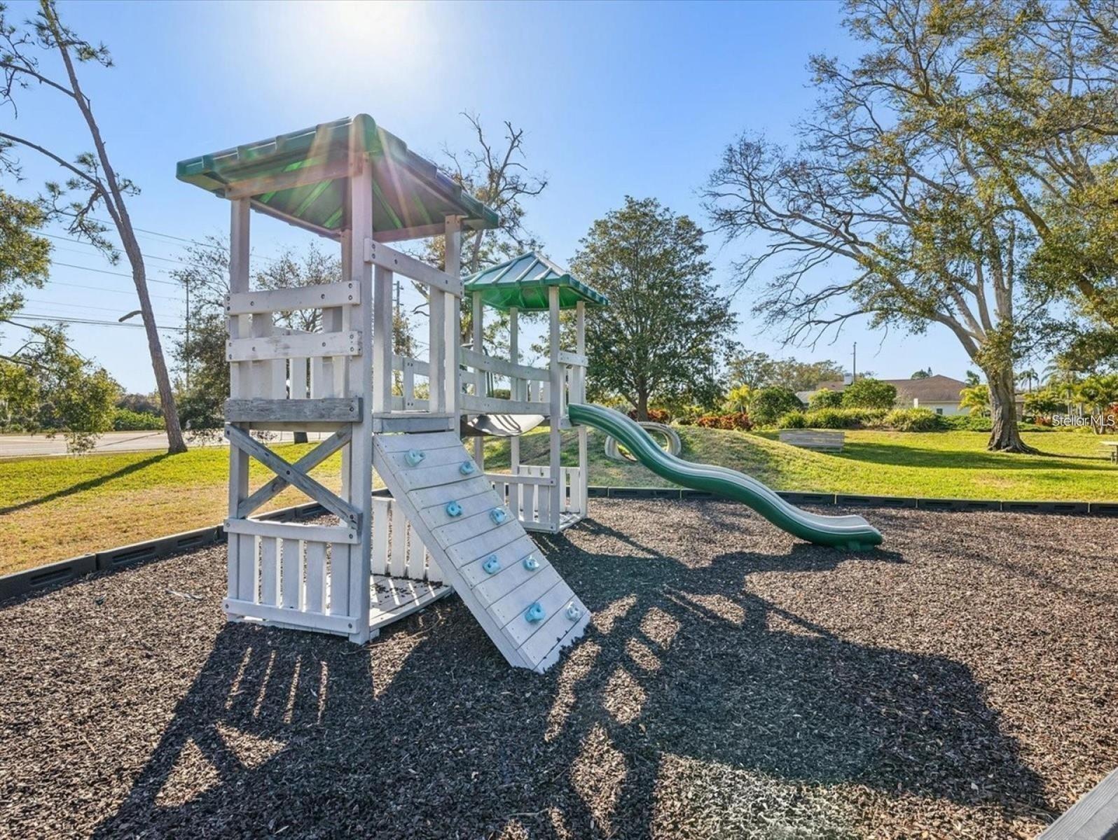 Park just a short stroll away~