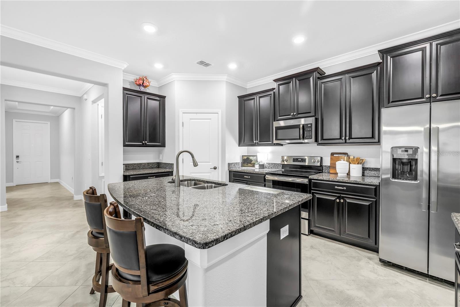 42" staggered Scottsdale Maple Expresso cabinets