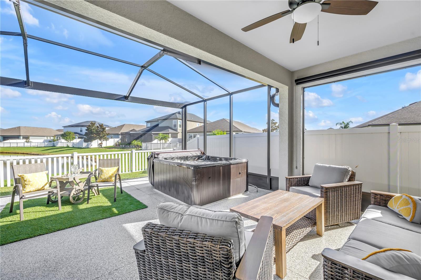 Your oasis continues outdoors