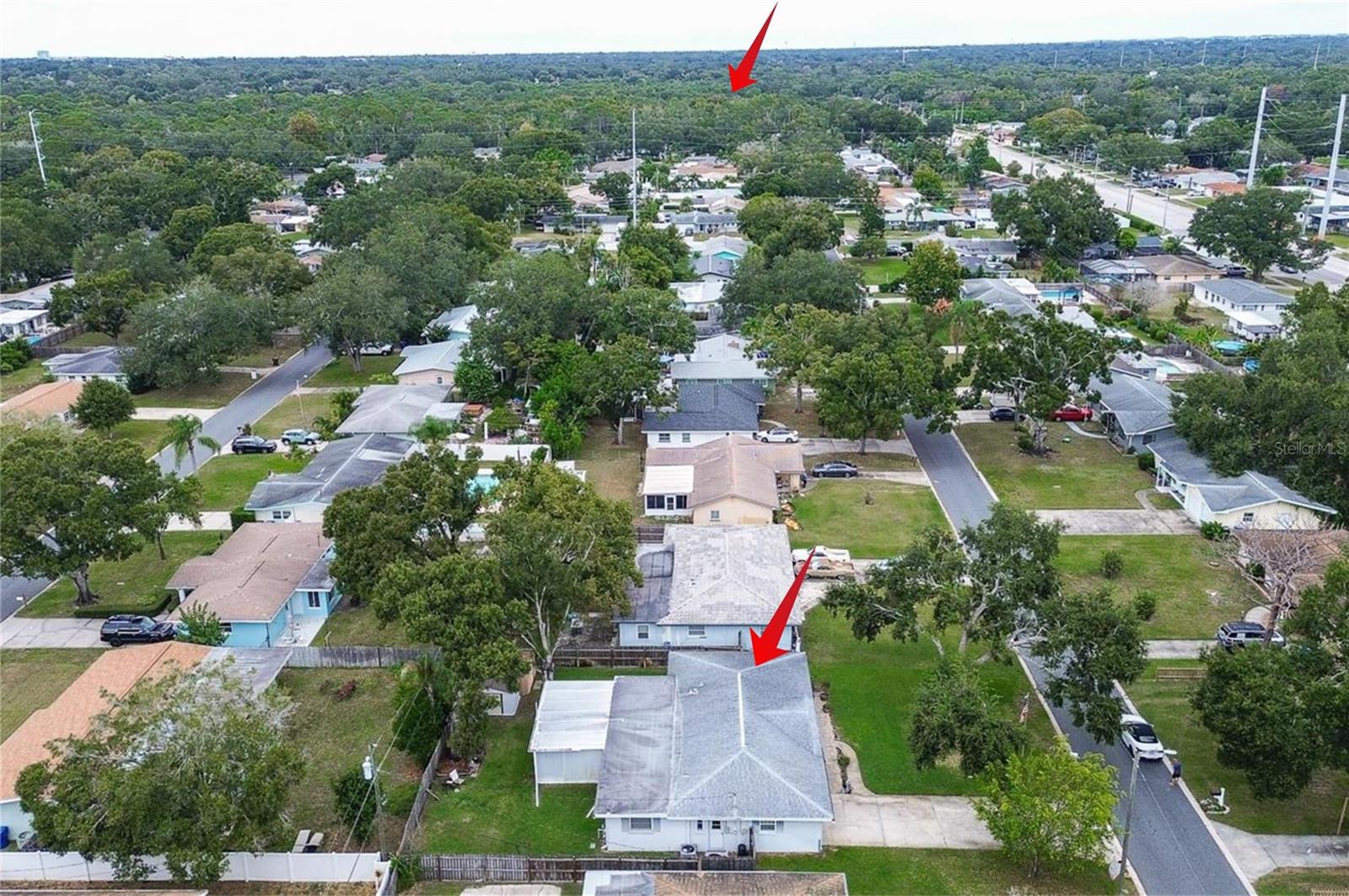 1/2 mile to Beautiful Eagle Lake Park