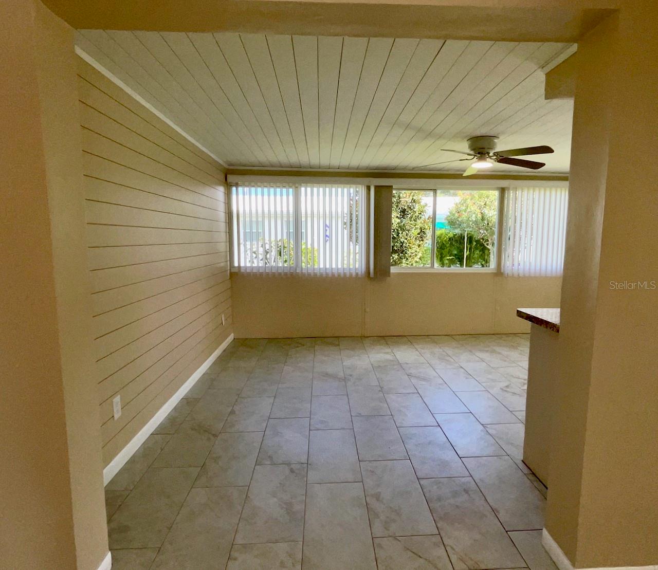 11-Dining room entering family room
