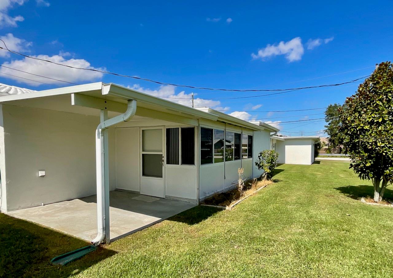 26-Exterior - covered patio backside of house