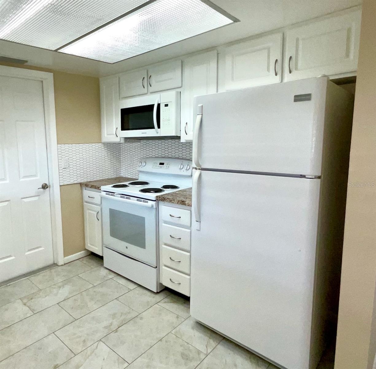 10-Kitchen range area