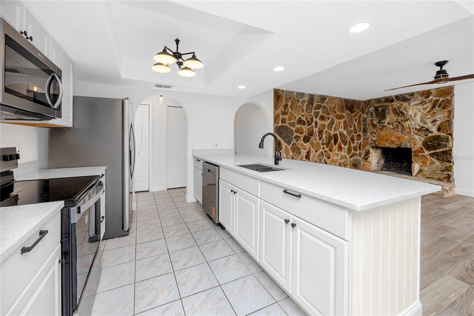 Kitchen -9817 San Sierra Way, Port Richey, FL 34668