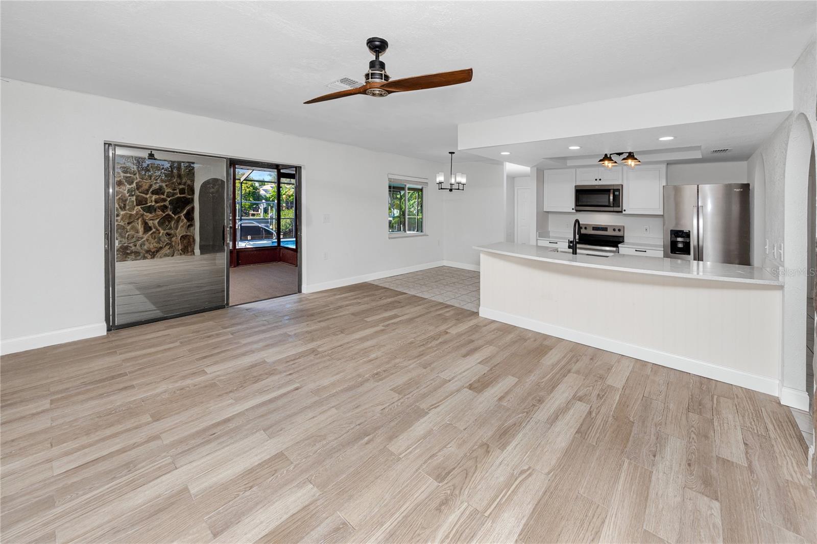 Family Room -9817 San Sierra Way, Port Richey, FL 34668