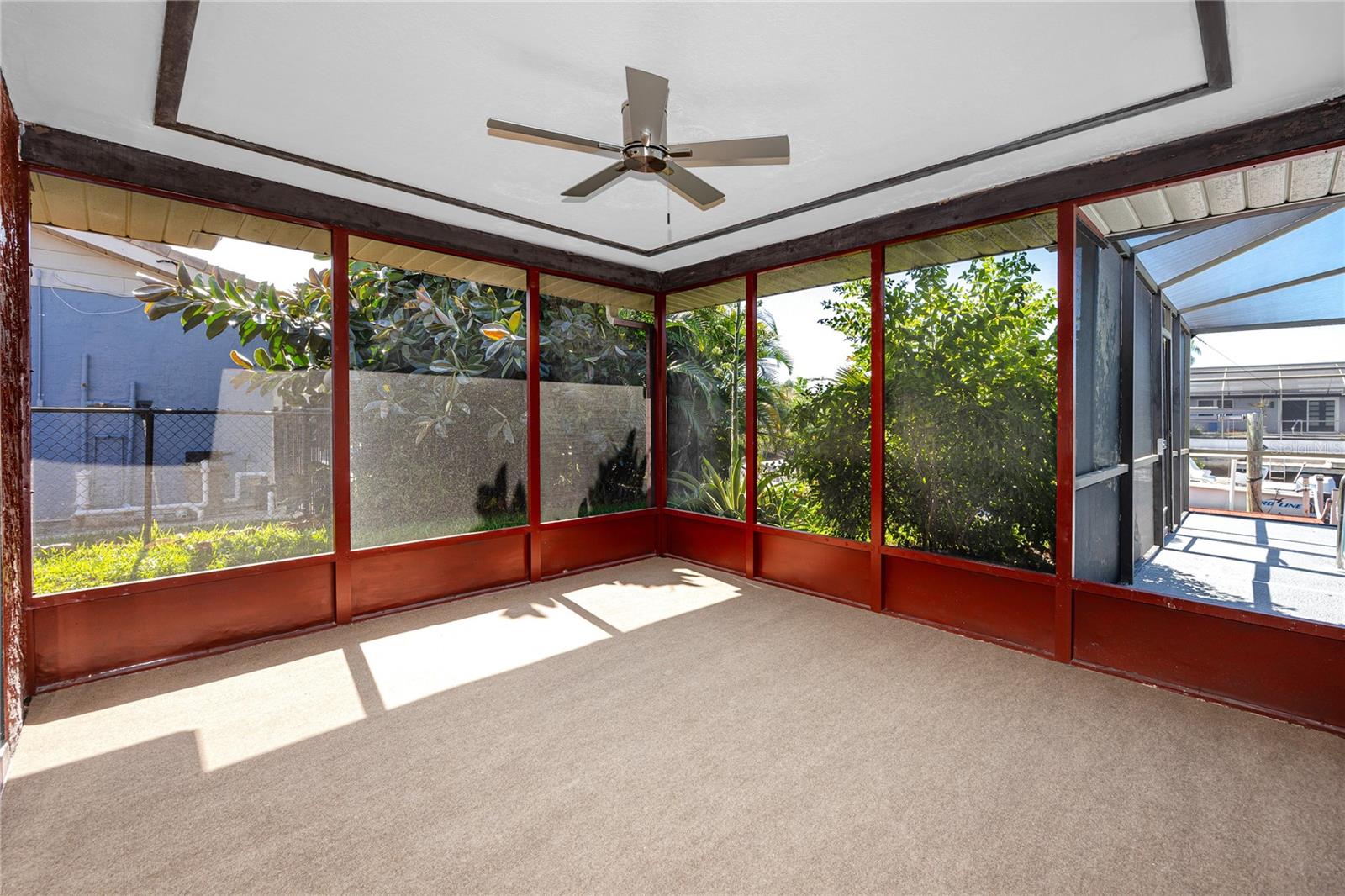 Lanai -9817 San Sierra Way, Port Richey, FL 34668