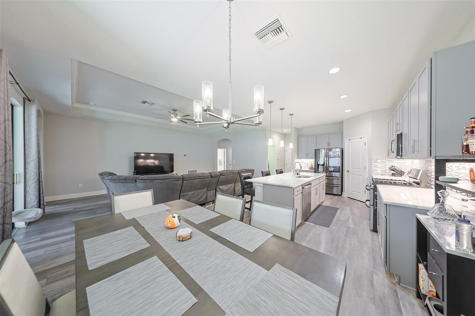 Dining room space next to the kitchen