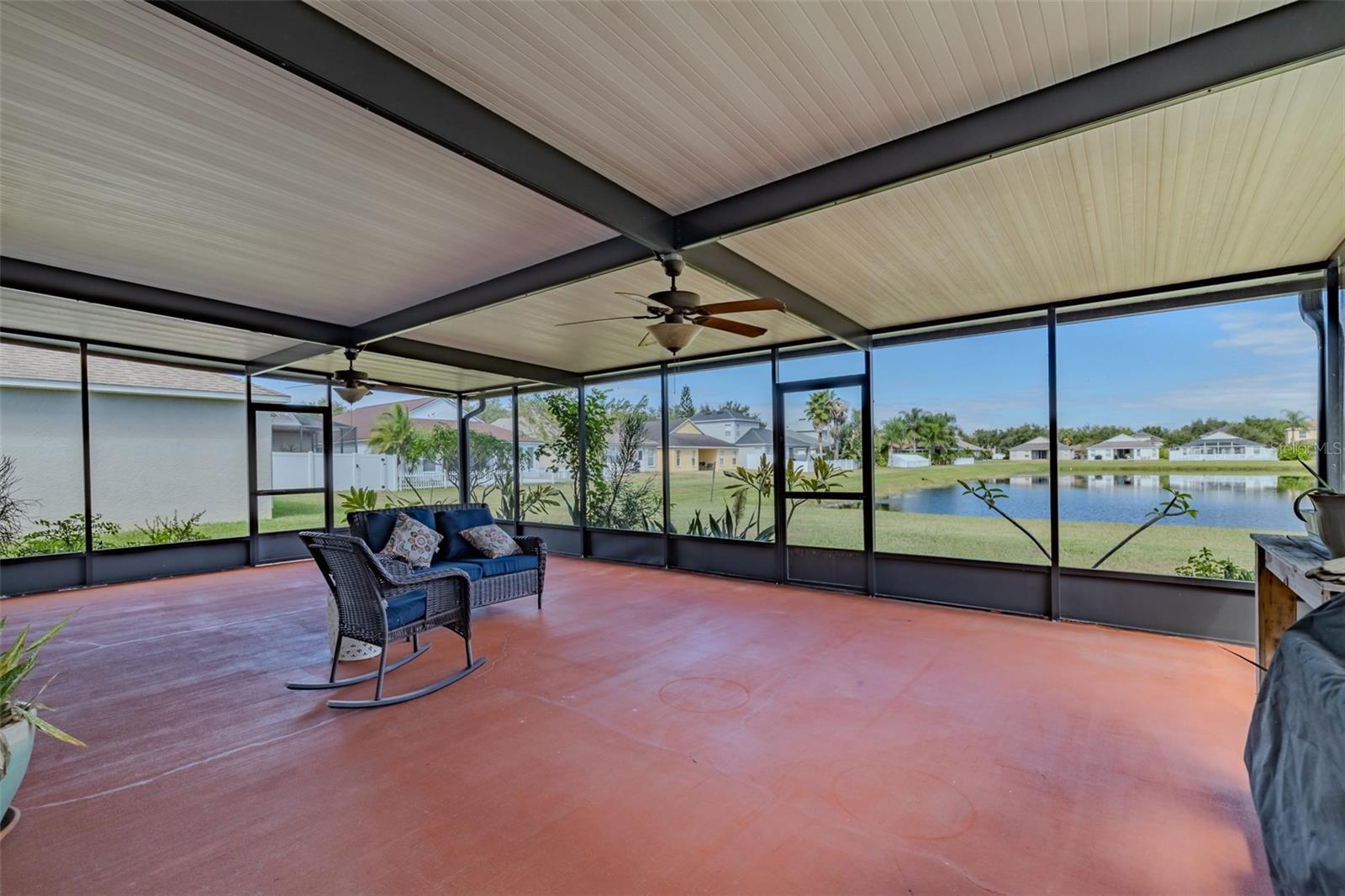 covered and screened lanai