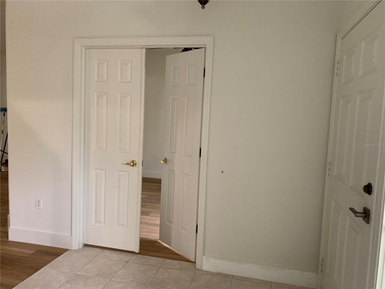 entrance to office-den