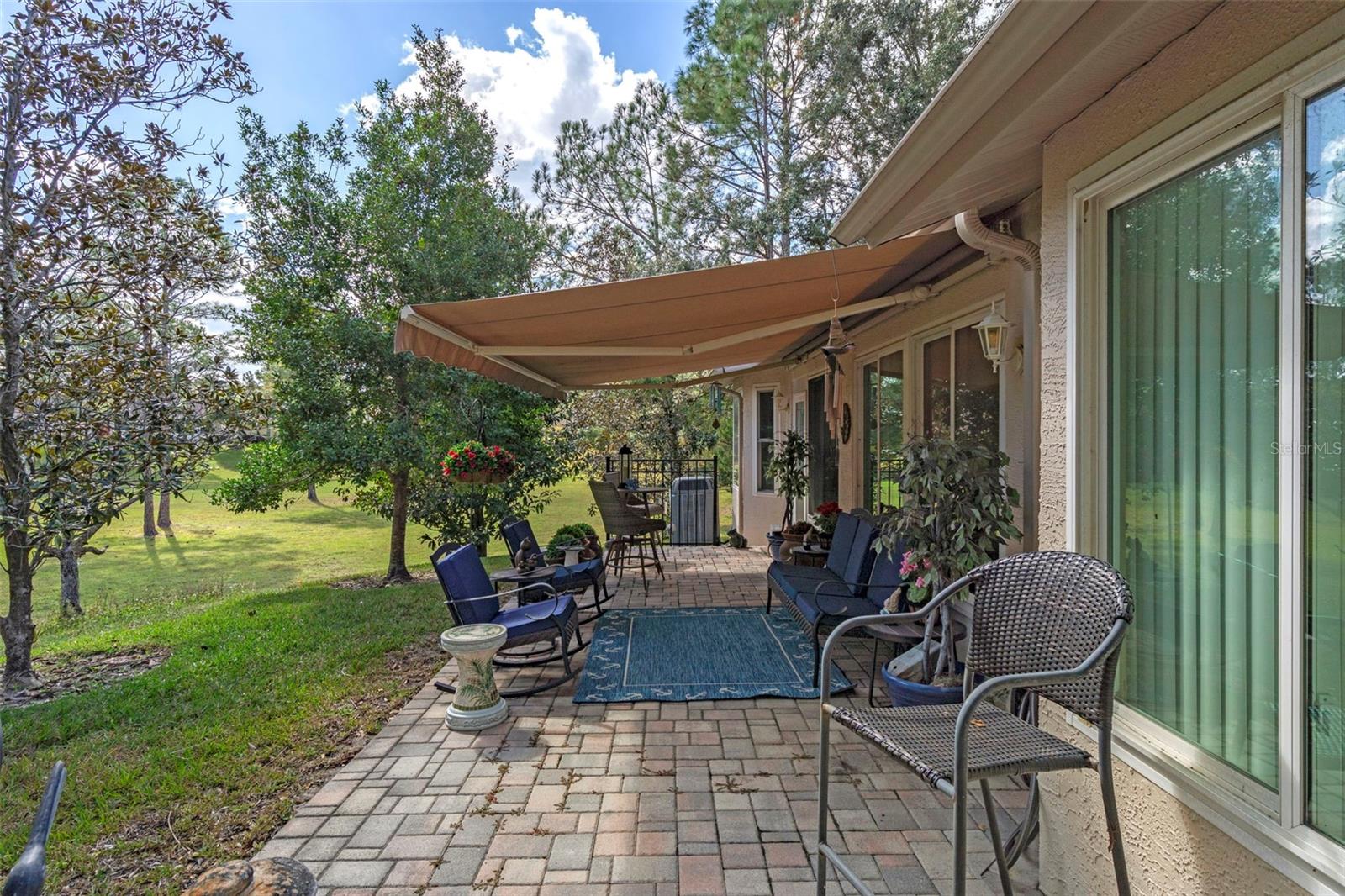 Patio-Retractable Sun Awning