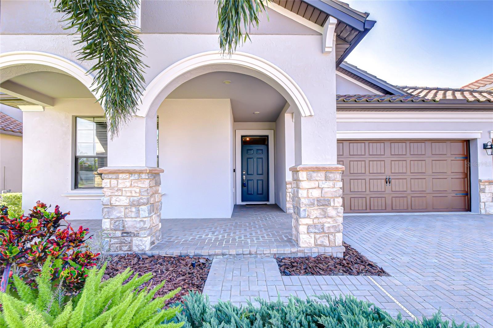 Welcoming Front Porch!