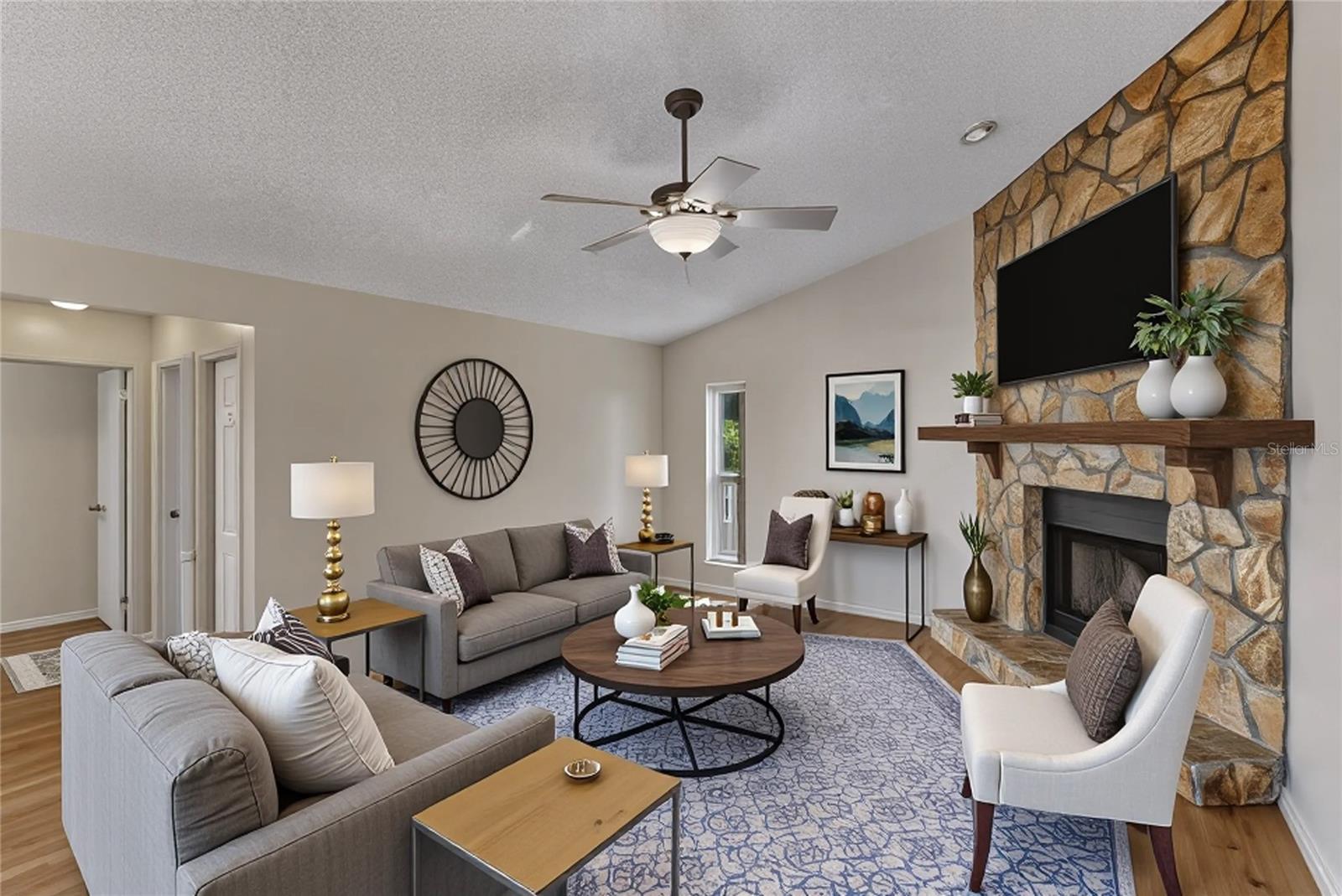 Great Rm/Open Concept