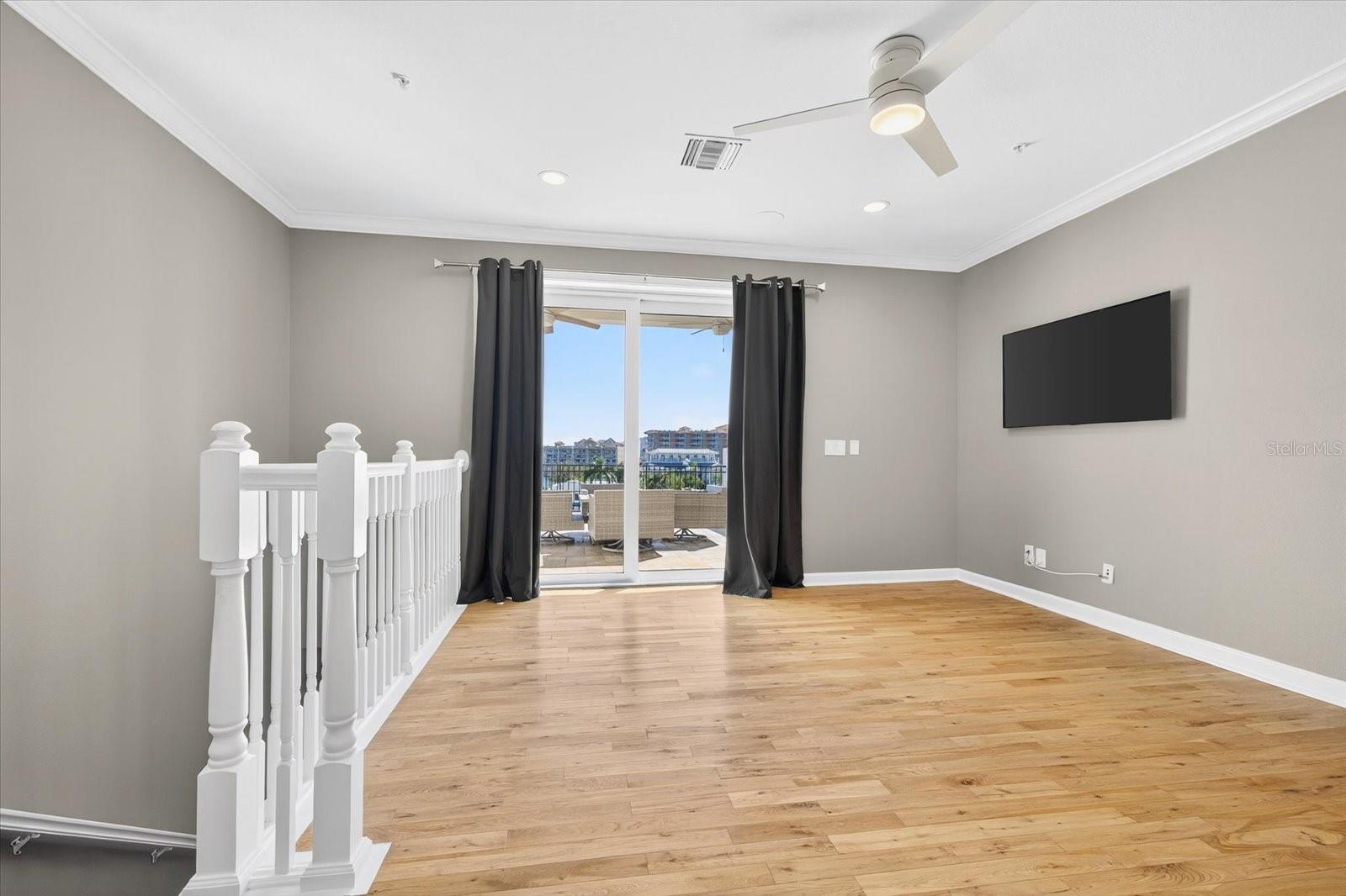 4th level bedroom with ensuite bath