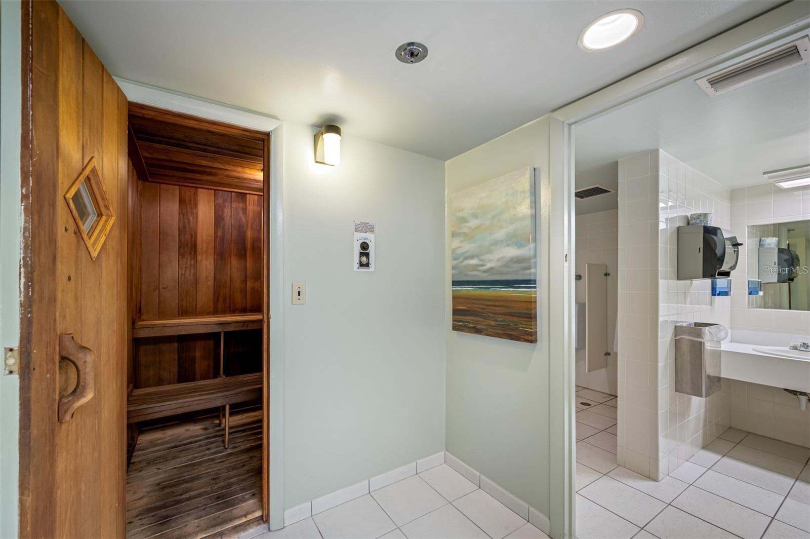 Men's and Women's Saunas