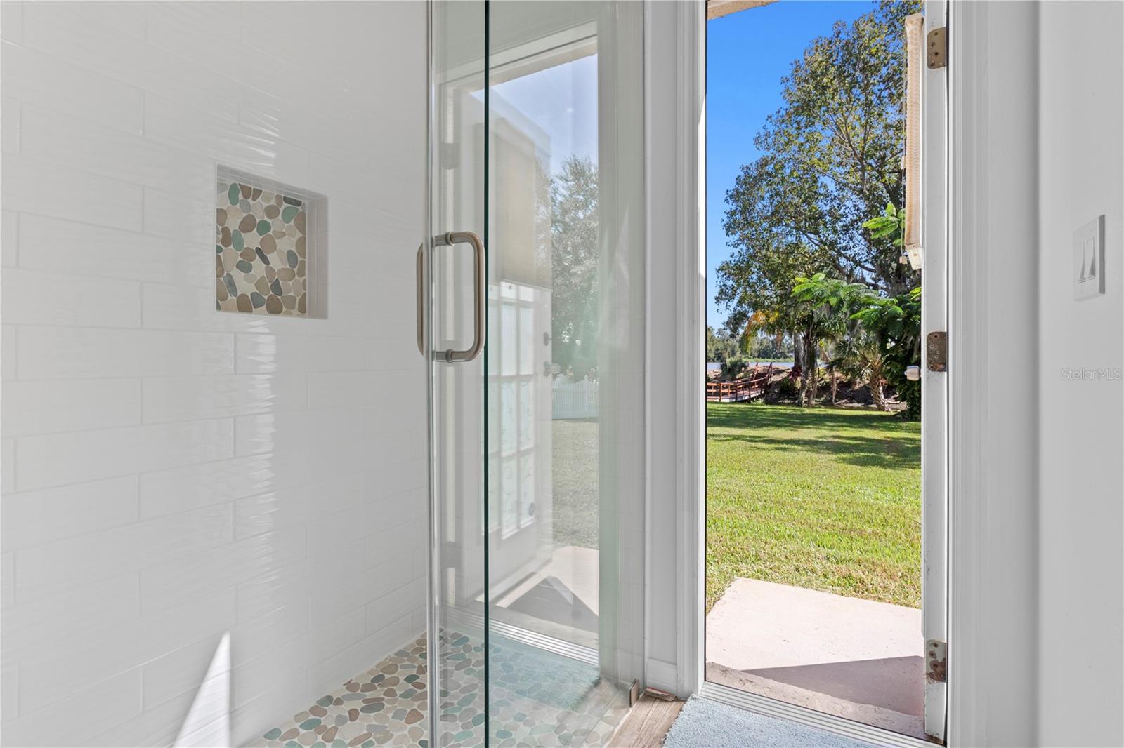 Easy access to the bathroom from outside!