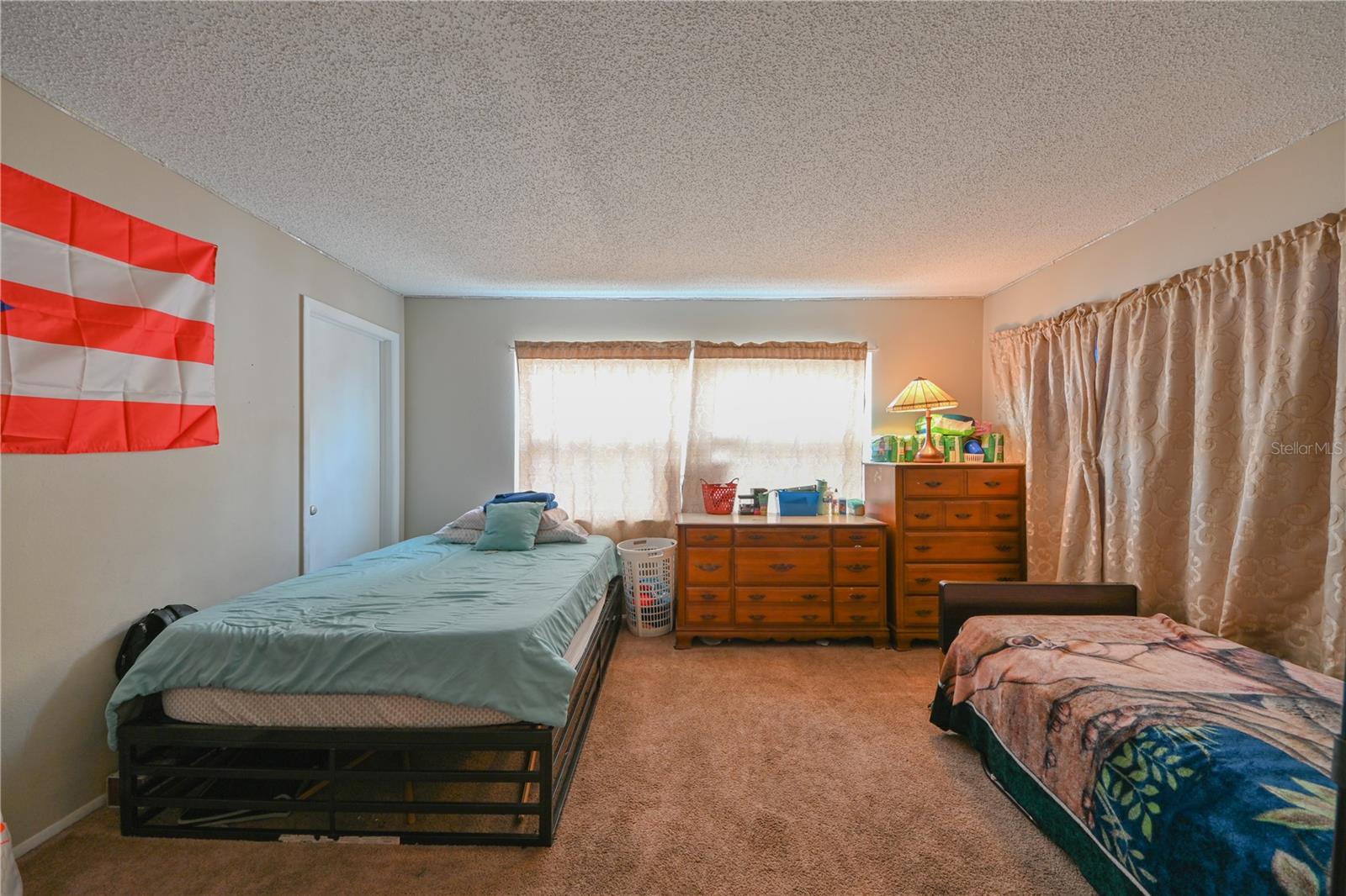 3rd Bedroom/Office/Den