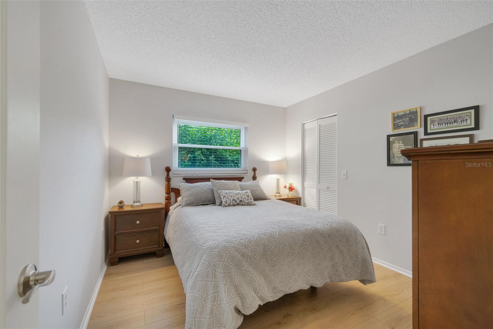 guest room with Large Walk in closet