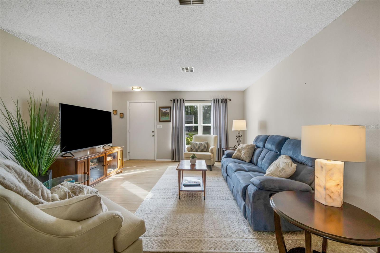 Neutral palette of color - goes with any decor