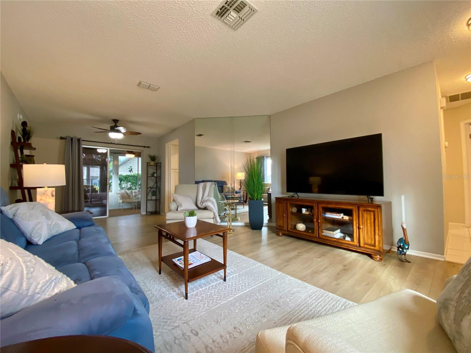 hallway on right leads to laundry room
