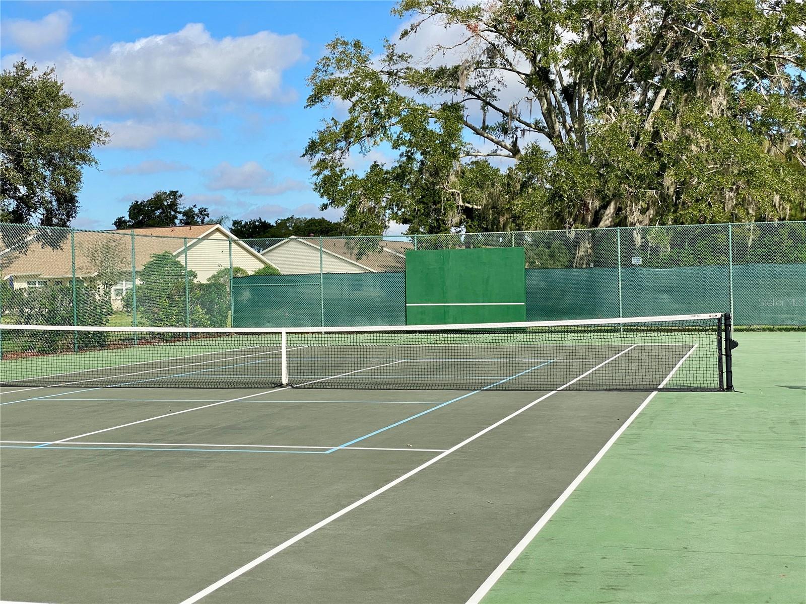 Backboard to practice