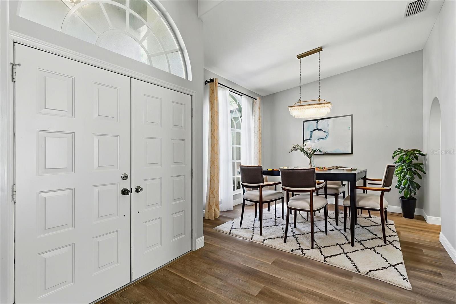 Ding room virtual stage