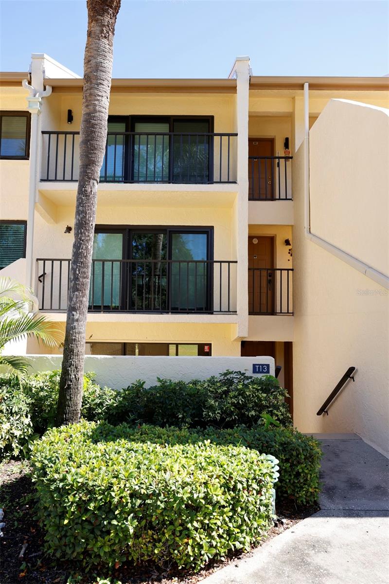 Exterior front view. 1st floor condo.