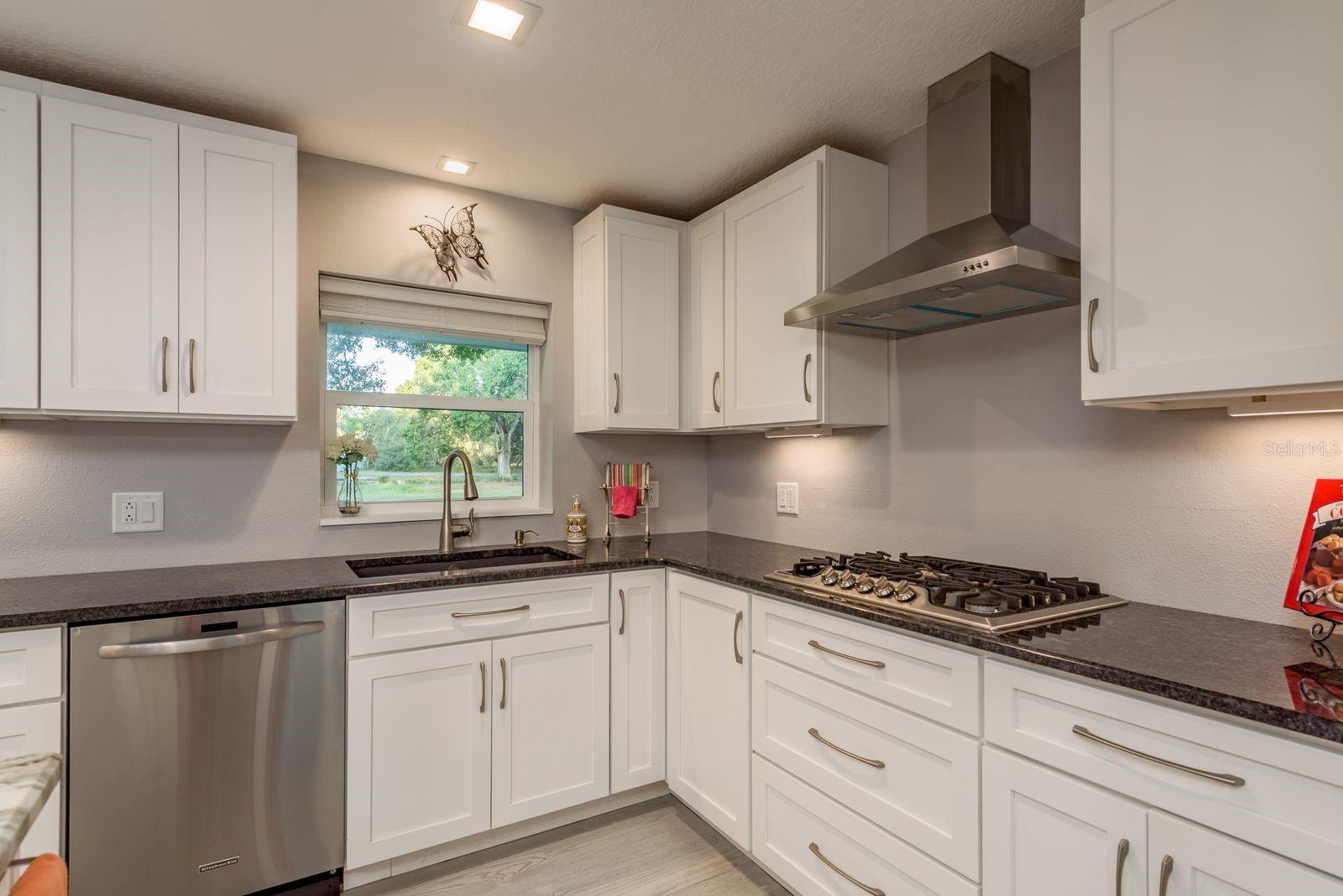 Eat at the table and still entertain guests on the patio