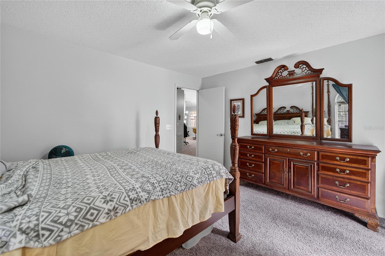 Master bedroom at 204 Sugar Creek Dr, Plant City