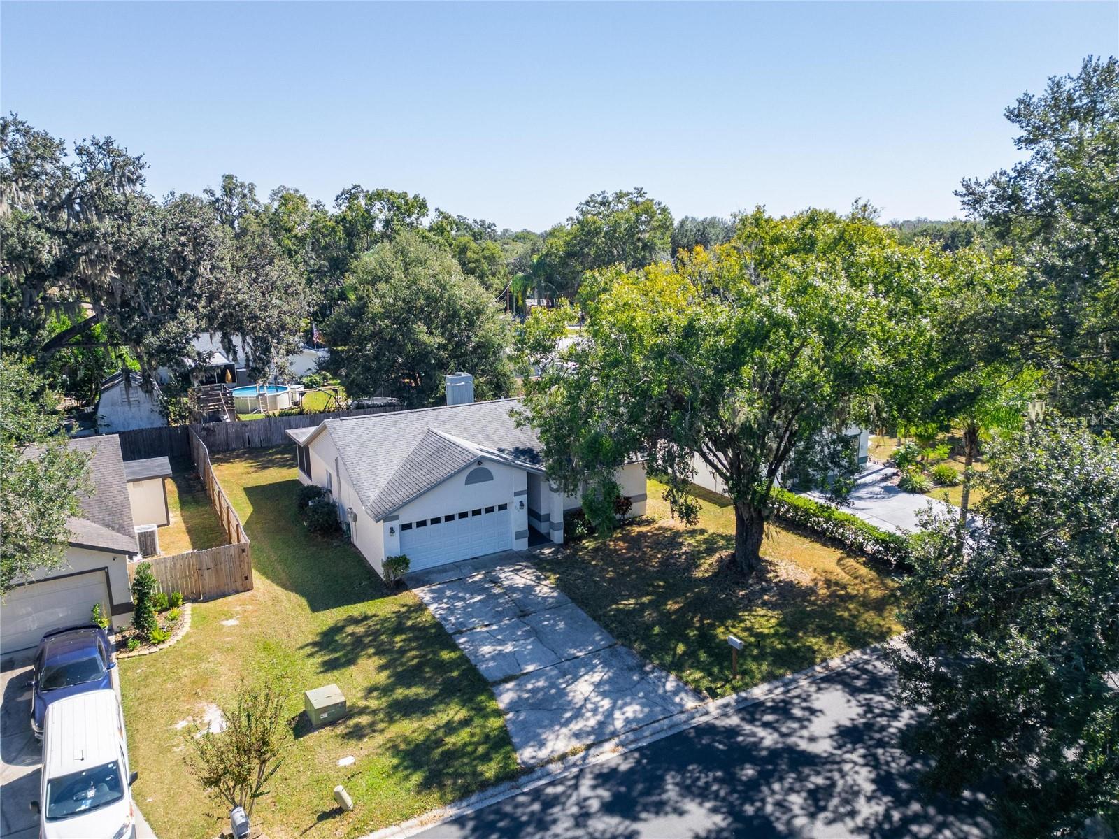 Aerial at 204 Sugar Creek Dr, Plant City