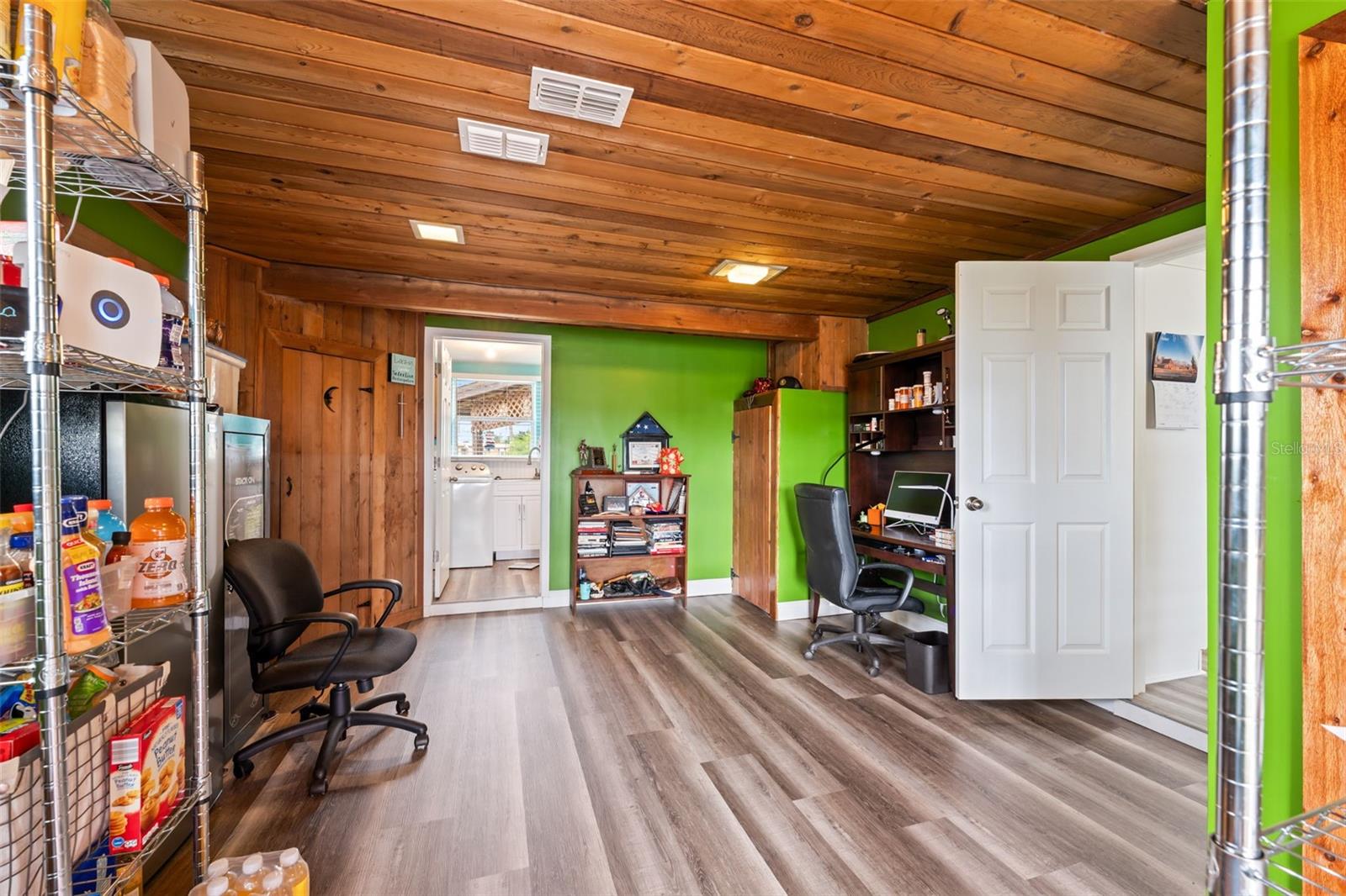 3rd bedroom used as office